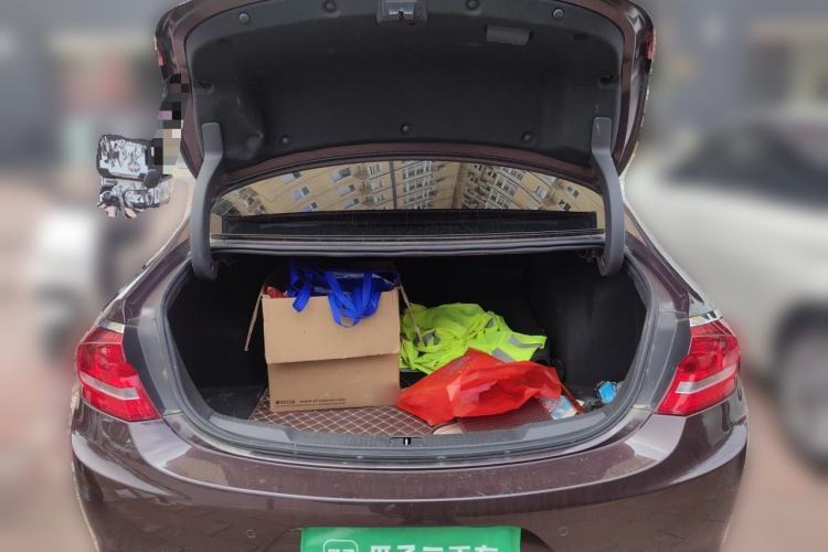 Used Buick LaCrosse 2018 28T Luxury Model Trunk