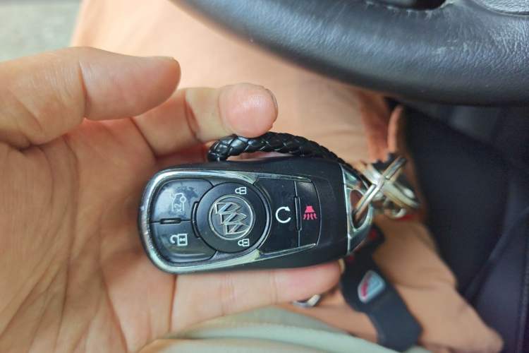 Used Buick LaCrosse 2018 20T Elite Edition Vehicle Key