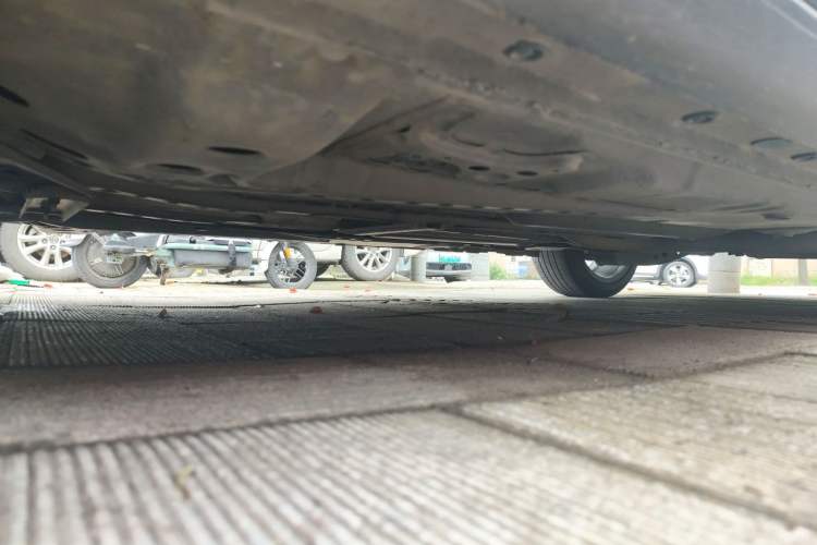 Used Buick LaCrosse 2018 28T Avenir Chassis Front Left