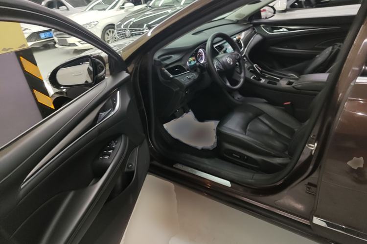 Used Buick LaCrosse 2018 20T Elite Edition Driver Seat