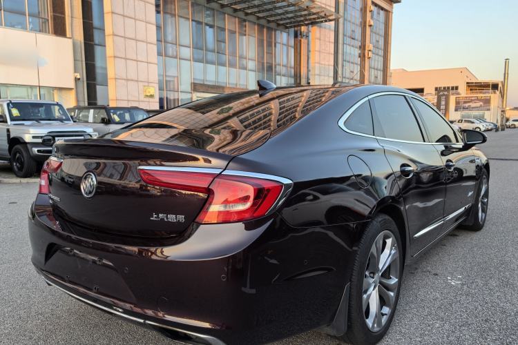 Used Buick LaCrosse 2018 28T Avenir Exterior 4