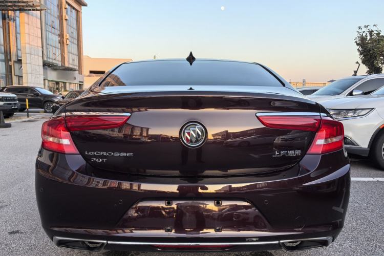 Used Buick LaCrosse 2018 28T Avenir Exterior 5