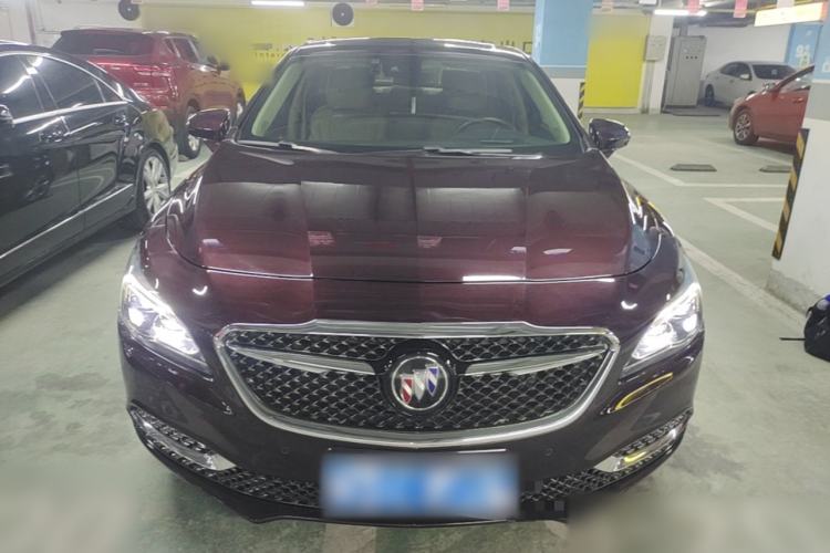 Used Buick LaCrosse 2018 28T Avenir Front