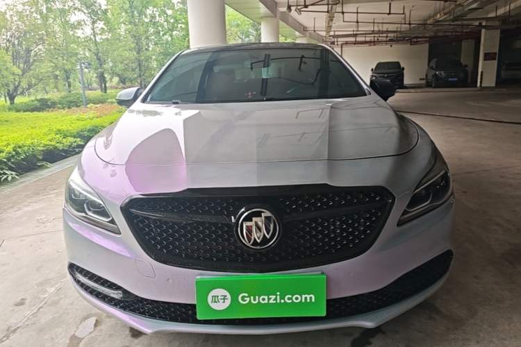 Used Buick LaCrosse 2018 28T Elite Edition Front