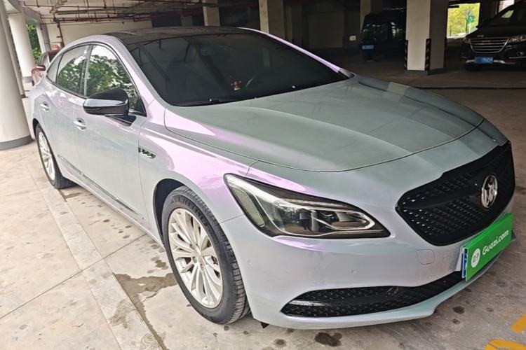 Used Buick LaCrosse 2018 28T Elite Edition Front Right 45 Deg