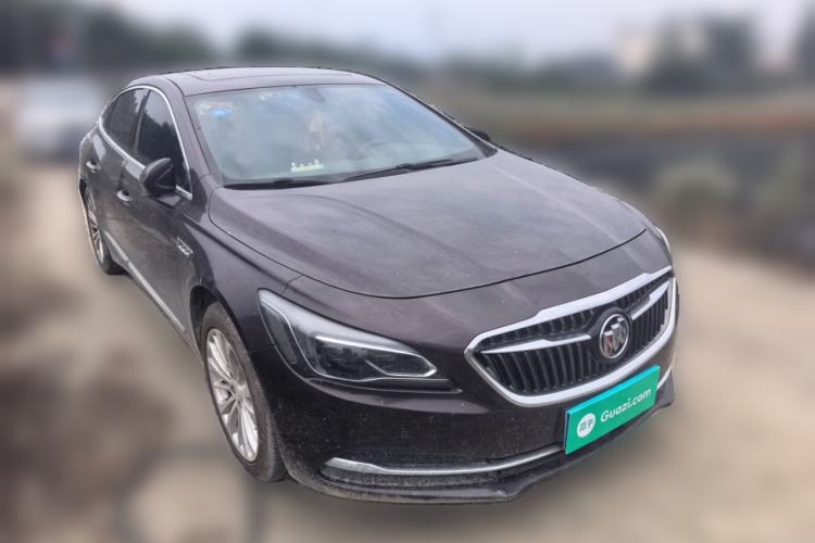Used Buick LaCrosse 2018 28T Elite Edition Front Right 45 Deg