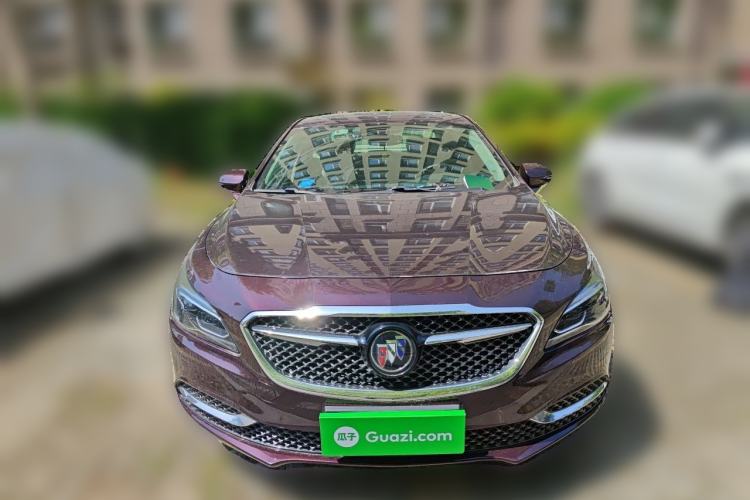 Used Buick LaCrosse 2018 28T Avenir Front