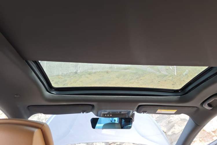 Used Buick LaCrosse 2018 28T Elite Edition Headliner