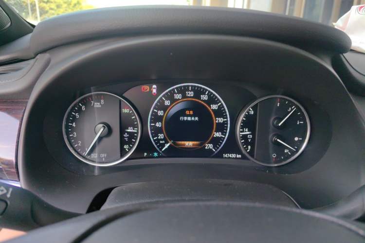 Used Buick LaCrosse 2018 28T Luxury Model Instrument Cluster