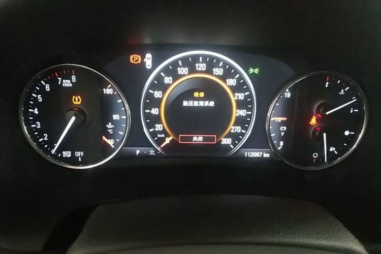 Used Buick LaCrosse 2018 28T Avenir Instrument Cluster
