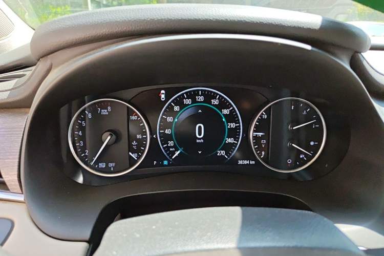 Used Buick LaCrosse 2018 28T Avenir Instrument Cluster