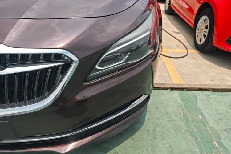 Used Buick LaCrosse 2018 20T Elite Edition Left Front Headlight