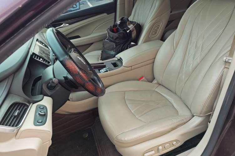Used Buick LaCrosse 2018 28T Avenir Left Front Seat