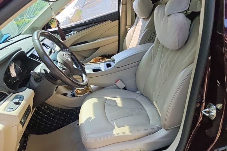 Used Buick LaCrosse 2018 28T Avenir Left Front Seat
