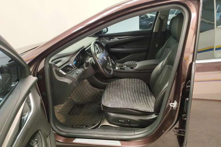 Used Buick LaCrosse 2018 20T Elite Edition Left Front Seat
