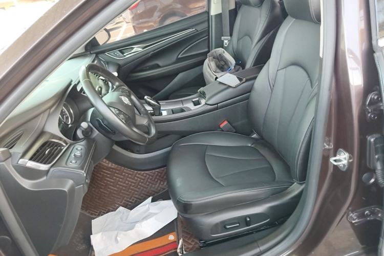 Used Buick LaCrosse 2018 20T Elite Edition Left Front Seat
