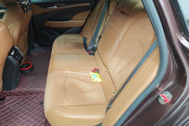 Used Buick LaCrosse 2018 28T Luxury Model Left Rear Seat