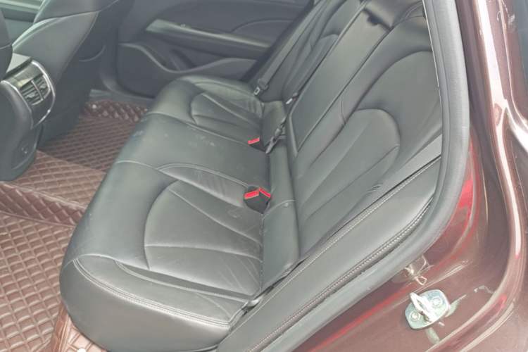 Used Buick LaCrosse 2018 20T Elite Edition Left Rear Seat