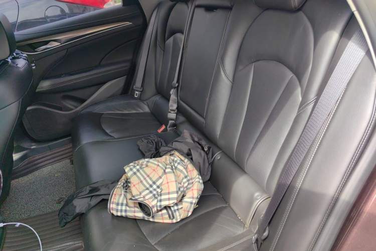 Used Buick LaCrosse 2018 20T Elite Edition Left Rear Seat