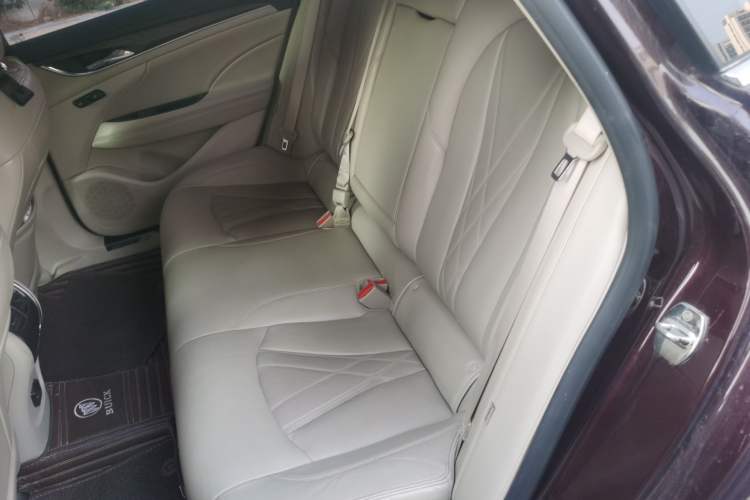 Used Buick LaCrosse 2018 28T Avenir Left Rear Seat