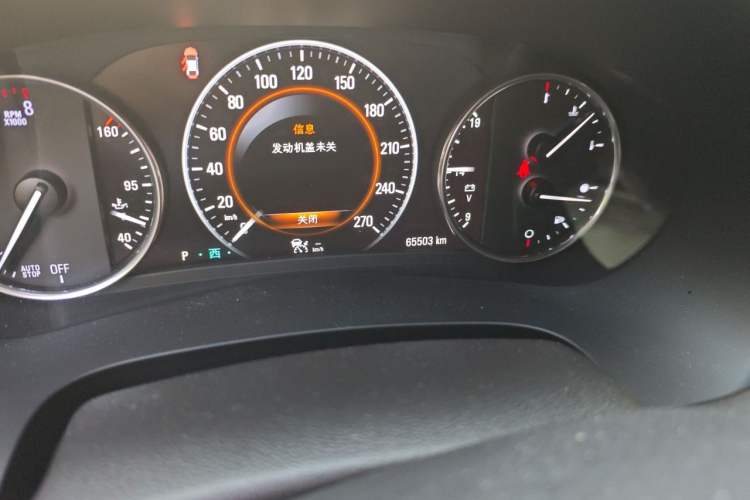 Used Buick LaCrosse 2018 28T Luxury Model Odometer Close Up