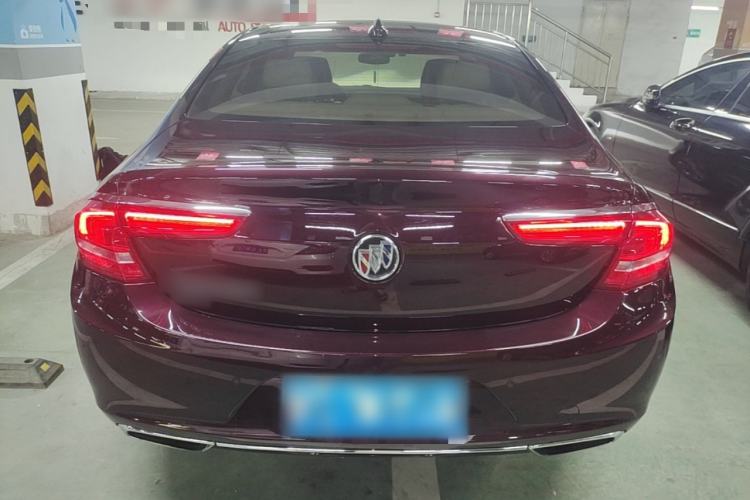 Used Buick LaCrosse 2018 28T Avenir Rear