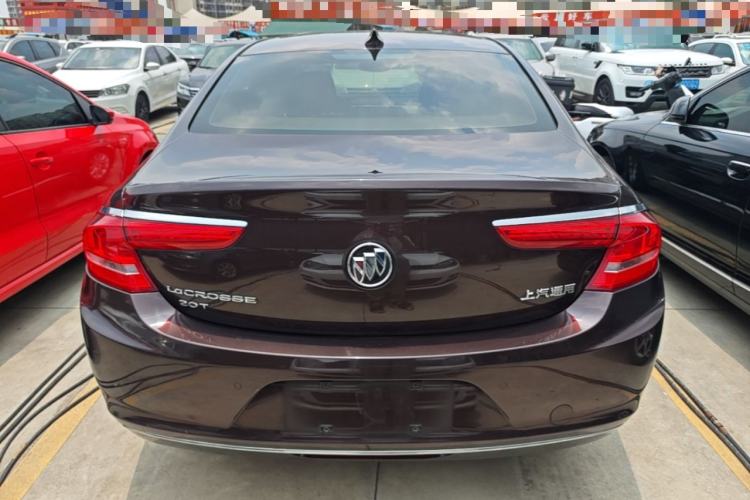 Used Buick LaCrosse 2018 20T Elite Edition Rear