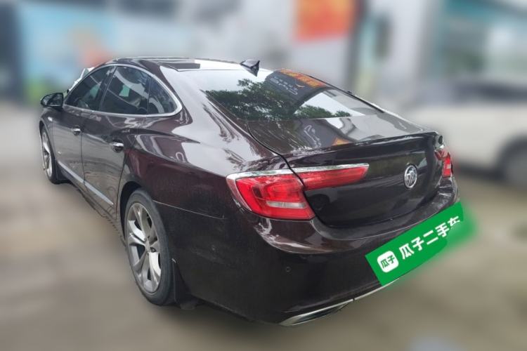 Used Buick LaCrosse 2018 28T Avenir Rear Left 45 Deg