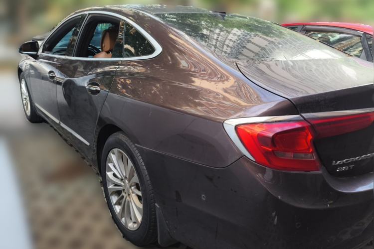 Used Buick LaCrosse 2018 28T Elite Edition Rear Left 45 Deg
