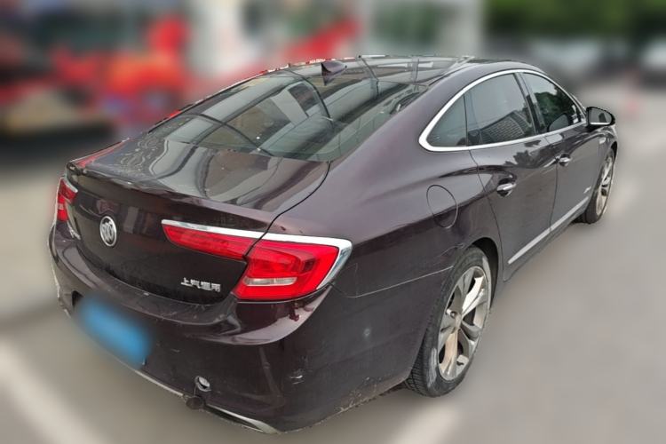 Used Buick LaCrosse 2018 28T Avenir Rear Right 45 Deg