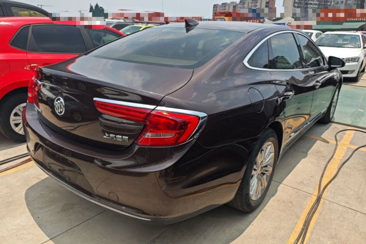 Used Buick LaCrosse 2018 20T Elite Edition Rear Right 45 Deg