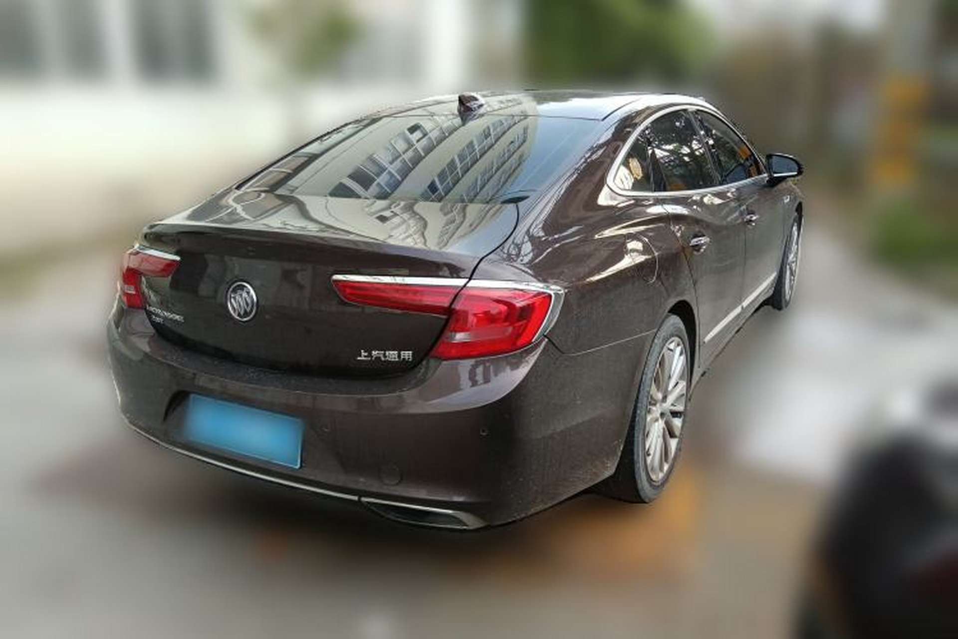 Used Buick LaCrosse 2018 28T Luxury Model Rear Right 45 Deg