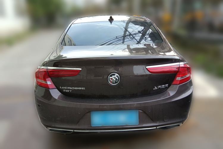 Used Buick LaCrosse 2018 28T Luxury Model Rear