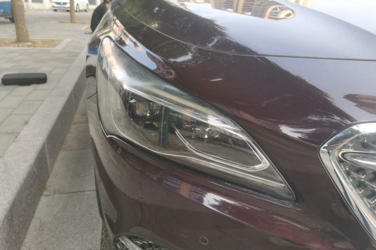 Used Buick LaCrosse 2018 28T Avenir Right Front Headlight