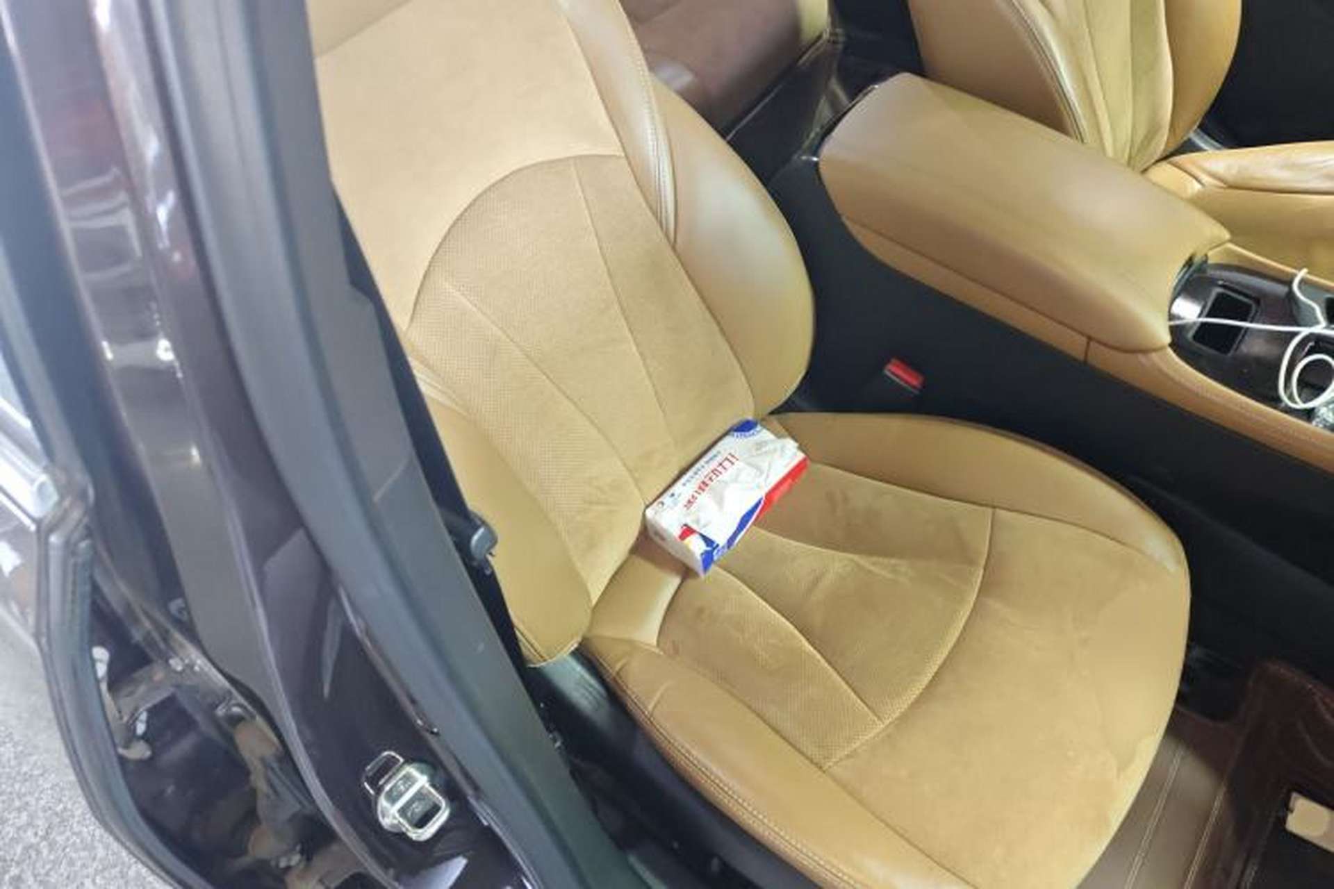 Used Buick LaCrosse 2018 28T Elite Edition Right Front Seat