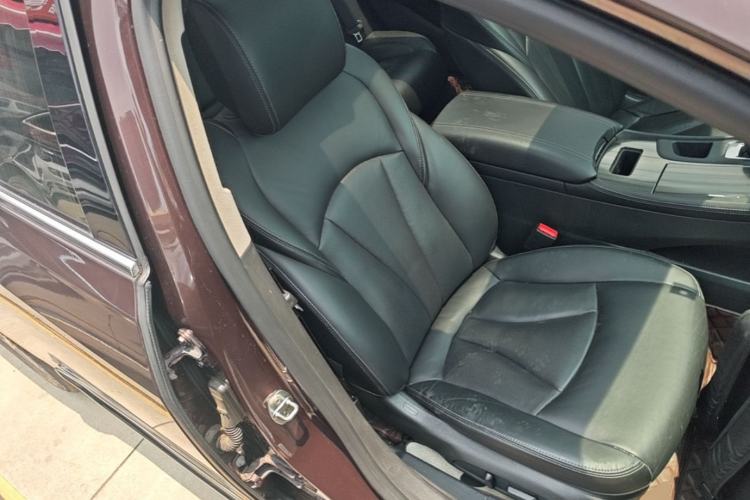 Used Buick LaCrosse 2018 20T Elite Edition Right Front Seat