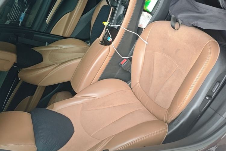Used Buick LaCrosse 2018 28T Elite Edition Right Front Seat
