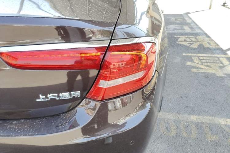 Used Buick LaCrosse 2018 20T Elite Edition Right Rear Taillight