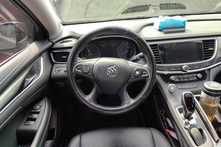 Used Buick LaCrosse 2018 20T Elite Edition Steering Wheel