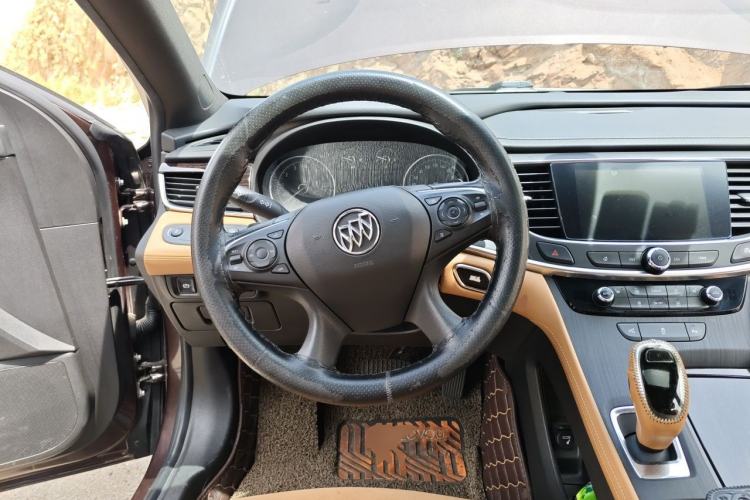 Used Buick LaCrosse 2018 28T Elite Edition Steering Wheel