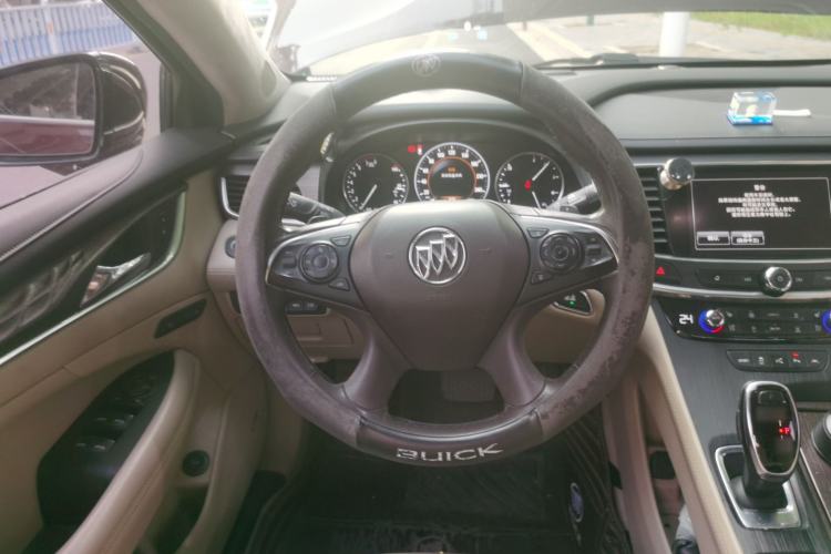Used Buick LaCrosse 2018 28T Avenir Steering Wheel