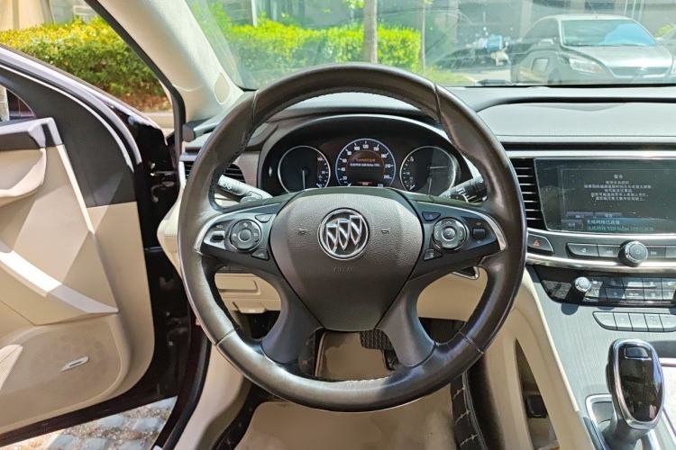 Used Buick LaCrosse 2018 28T Avenir Steering Wheel