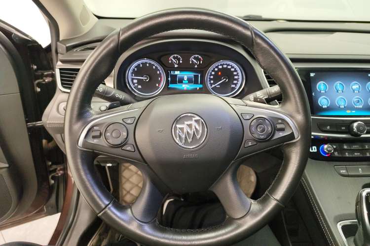 Used Buick LaCrosse 2018 20T Elite Edition Steering Wheel