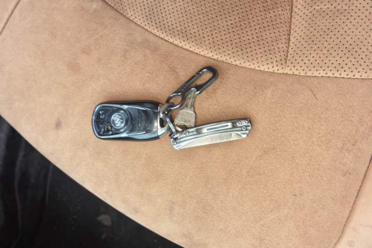 Used Buick LaCrosse 2018 28T Elite Edition Vehicle Key