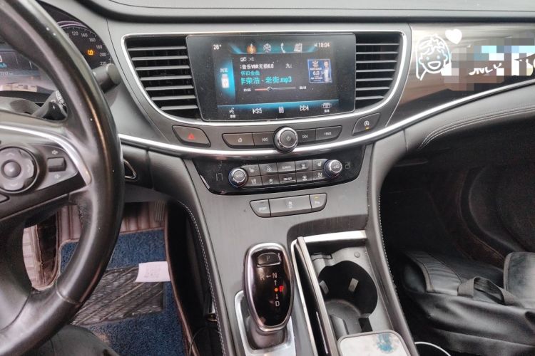 Used Buick LaCrosse 2018 20T Elite Edition Audio And AC Panel