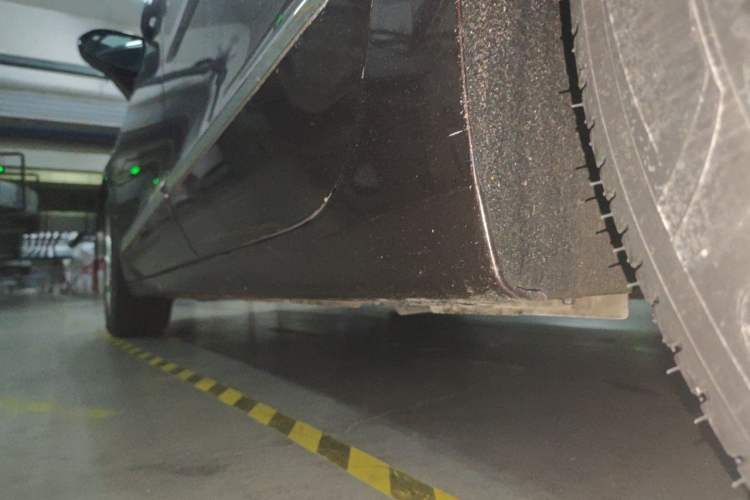 Used Buick LaCrosse 2018 30H Elite Edition Chassis Rear Left