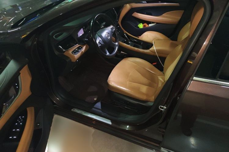Used Buick LaCrosse 2018 28T Elite Edition Driver Seat