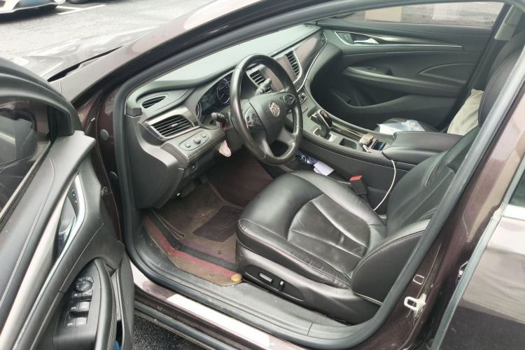 Used Buick LaCrosse 2018 20T Elite Edition Driver Seat