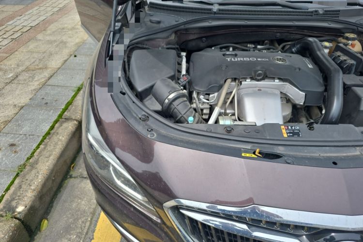 Used Buick LaCrosse 2018 28T Elite Edition Engine Bay Right
