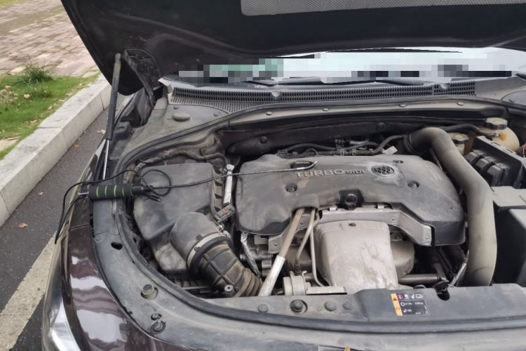 Used Buick LaCrosse 2018 28T Elite Edition Engine Bay Right